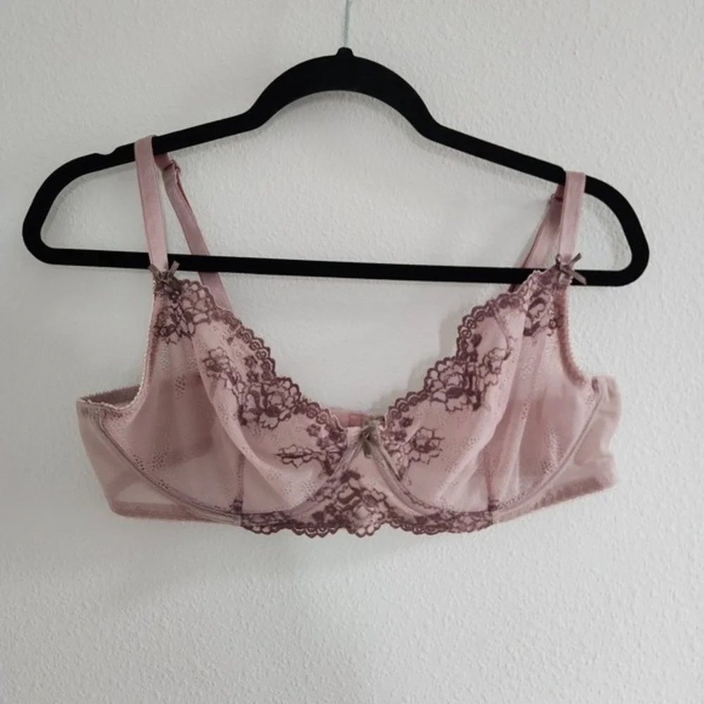 Pink Lace Trim Unlined‎ Underwire Bra Size 42D
